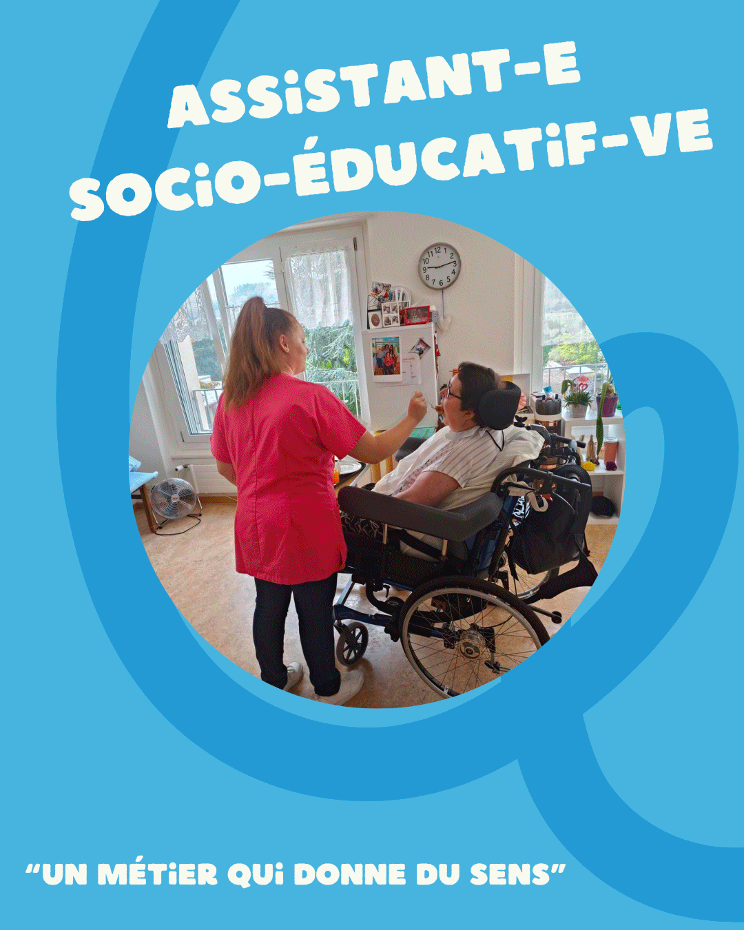 Illustration représentant le rôle bienveillant d’un·e assistant·e socio-éducatif·ve dans un cadre associatif